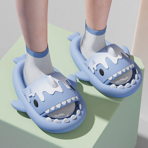 SHARKY'Z™️ DRIPPY - Las sandalias de tiburón originales
