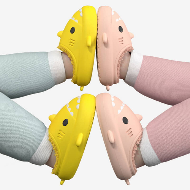 SHARKY'Z™️ - Pantuflas de tiburón de invierno para niños
