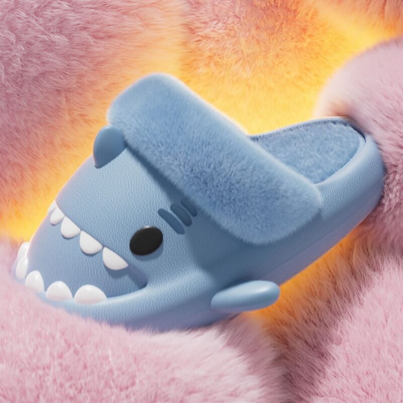 SHARKY'Z™️ SCUFFETTE - Kids Fluffy Shark Slippers