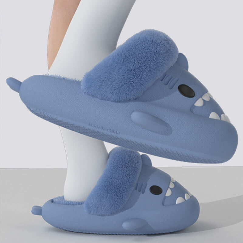 SHARKY'Z™️ SCUFFETTE - Winter Furry Shark Slippers - Plushyz