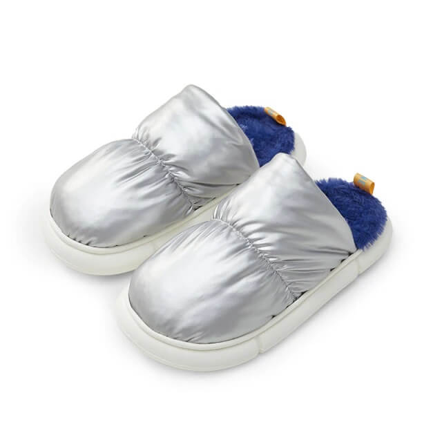 SNOWDOWN™️ V3 - Unisex Winter Slippers - Plushyz